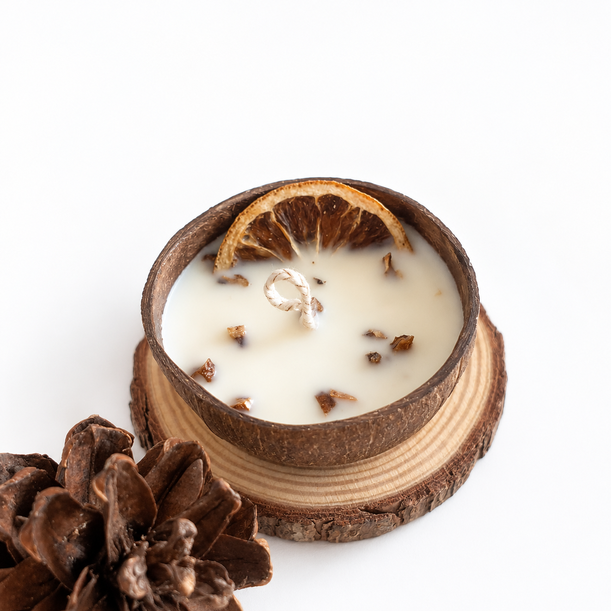 Nến Thơm Gáo Dừa Size S 100g-Quà Tặng Mộc Mạc, Resort, Khách Sạn, Sự Kiện, Souvenir.